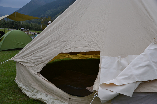 キャンプ　コットンテント　ベルテント　シブレー　シブレー500　スタンダード　薪ストーブ　炎上　修理　手縫い　DIY