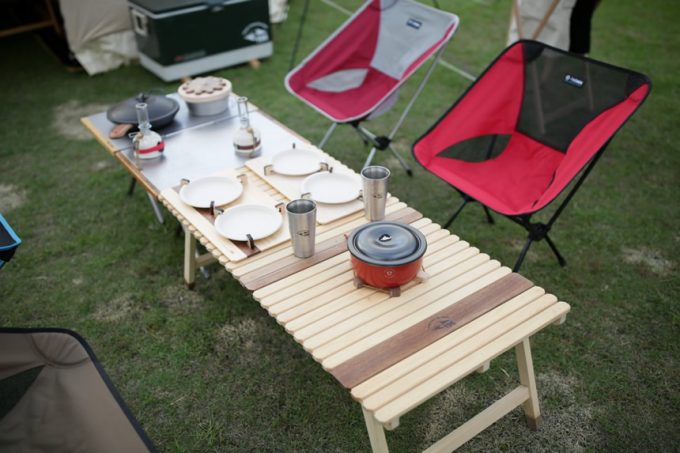 キャンプ　アウトドア　テーブル　ウッド　木製　折りたたみ