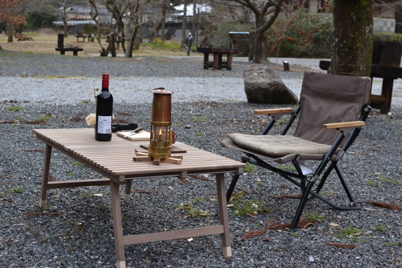 キャンプ　テーブル　木製　ウッド　ウォールナット　焚き火テーブル